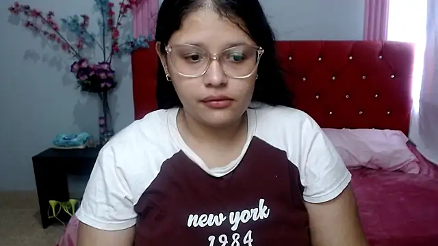 Snapshot of angel_barbie_1 chatting on 07-27-26, 02:46 angel barbie 1 online show from 07-27-26, 02:46