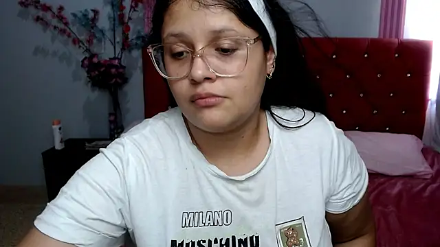 Snapshot of angel_barbie_1 chatting on 07-28-26, 08:52 angel barbie 1 online show from 07-28-26, 08:52