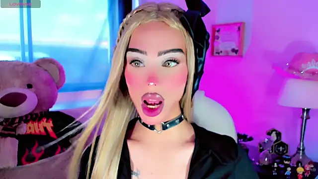 dollswit01 online show from 01-20-25, 05:16