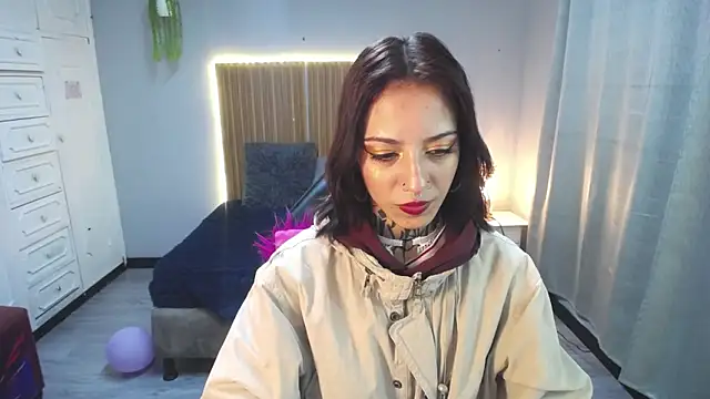 Snapshot of Scarllett_BDSM chatting on 12-04-25, 04:55 Scarllett BDSM online show from 12-04-25, 04:55