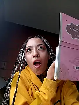 Snapshot of Scarllett_BDSM chatting on 01-06-26, 08:01 Scarllett BDSM online show from 01-06-26, 08:01