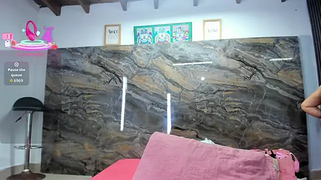 Yaya    11 online show from 11-21-25, 04:00