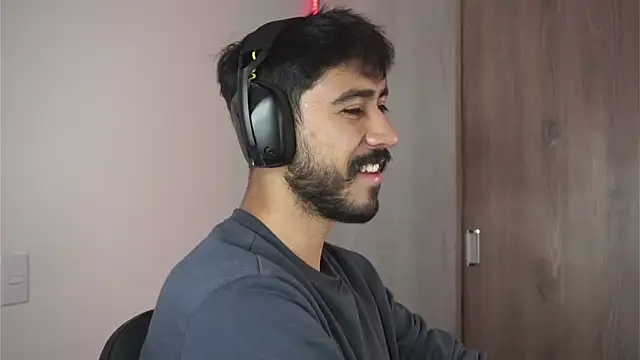 Snapshot of dam0n_fr0st chatting on 12-22-24, 04:50 dam0n fr0st online show from 12-22-24, 04:50