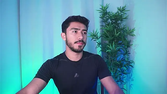 Snapshot of dam0n_fr0st chatting on 11-11-25, 11:05 dam0n fr0st online show from 11-11-25, 11:05