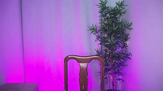 Snapshot of dam0n_fr0st chatting on 11-13-25, 01:59 dam0n fr0st online show from 11-13-25, 01:59