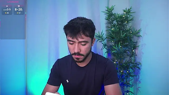 Snapshot of dam0n_fr0st chatting on 11-14-25, 09:02 dam0n fr0st online show from 11-14-25, 09:02