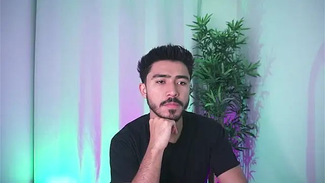 Snapshot of dam0n_fr0st chatting on 11-28-25, 11:07 dam0n fr0st online show from 11-28-25, 11:07