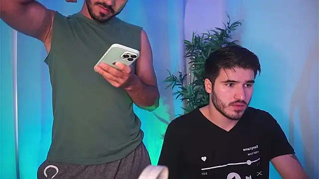 Snapshot of dam0n_fr0st chatting on 12-15-25, 06:56 dam0n fr0st online show from 12-15-25, 06:56