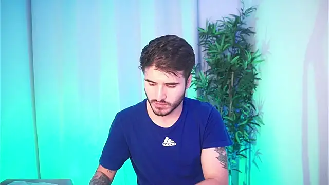 Snapshot of dam0n_fr0st chatting on 12-19-25, 12:50 dam0n fr0st online show from 12-19-25, 12:50