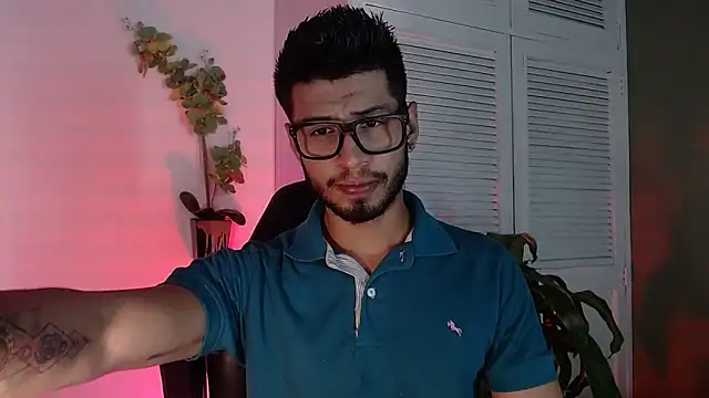 Colby brown03 online show from 09-19-25, 07:03