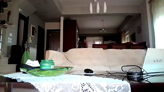 Kalia Cross online show from 11-12-25, 06:47