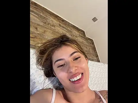 annieesweett online show from 07-05-26, 11:45