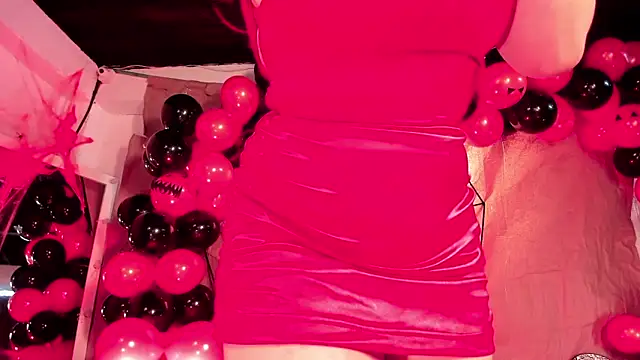 Eliz jane online show from 10-24-25, 01:29