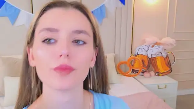 MarybethSnow online show from 10-04-25, 05:11