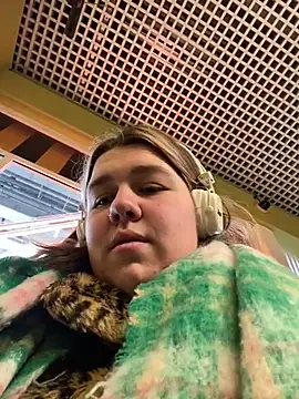 SuzieMurray online show from 03-21-25, 08:17