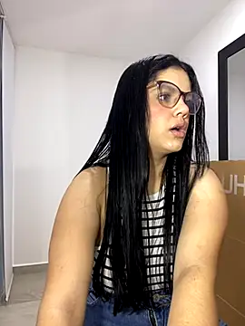 kimberlyhills1 online show from 11-13-25, 09:58