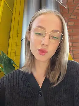 CaseyStar online show from 01-18-25, 09:13