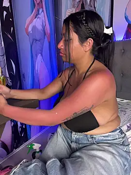 Im Little online show from 12-03-25, 03:25