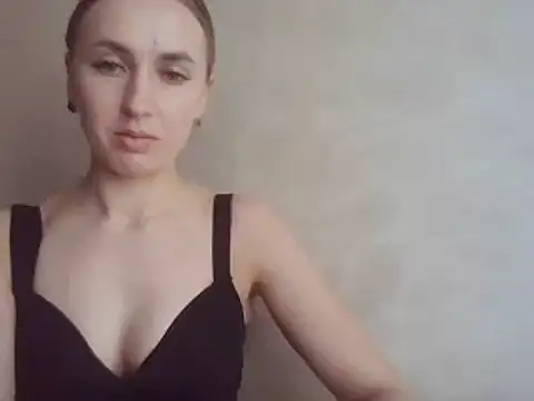 Snapshot of CaitlinaJayne23 chatting on 03-11-25, 11:33 CaitlinaJayne23 online show from 03-11-25, 11:33