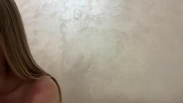 CaitlinaJayne23 online show from 07-28-26, 06:31