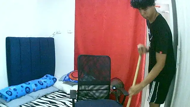 Snapshot of sexy_diamante_ chatting on 01-11-26, 06:13 sexy diamante online show from 01-11-26, 06:13