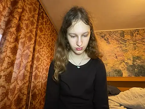 Snapshot of Eva_Angel3 chatting on 05-10-26, 05:18 Eva Angel3 online show from 05-10-26, 05:18