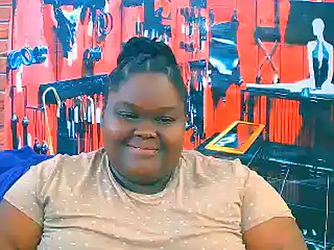 Snapshot of EbonyHotBuns chatting on 11-06-25, 05:19 EbonyHotBuns online show from 11-06-25, 05:19