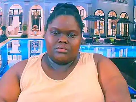 Snapshot of EbonyHotBuns chatting on 12-01-25, 10:15 EbonyHotBuns online show from 12-01-25, 10:15