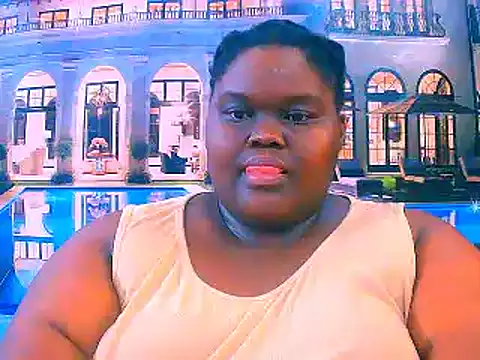 Snapshot of EbonyHotBuns chatting on 07-01-26, 11:15 EbonyHotBuns online show from 07-01-26, 11:15