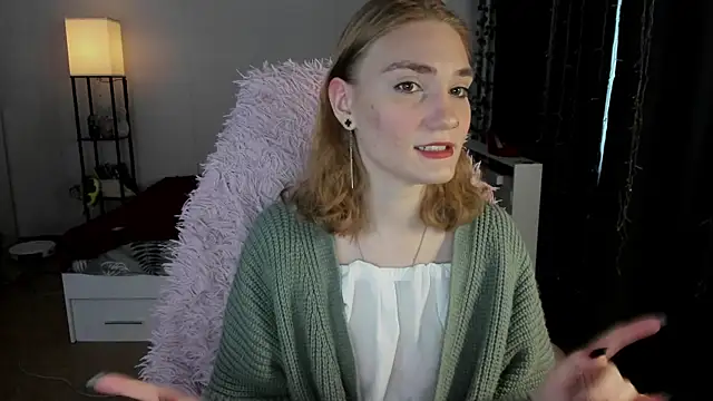 ReddHotPipper online show from 11-30-25, 03:21