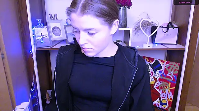 Snapshot of MissOliviaa_ chatting on 01-13-25, 12:13 MissOliviaa  online show from 01-13-25, 12:13