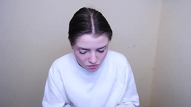 Snapshot of MissOliviaa_ chatting on 01-23-25, 07:32 MissOliviaa  online show from 01-23-25, 07:32