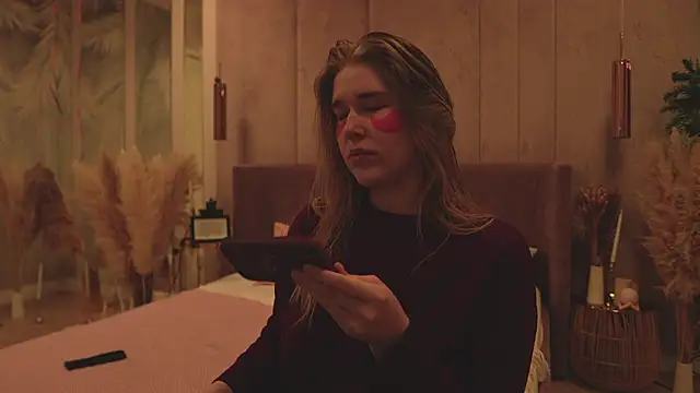 Smiley Mia online show from 03-04-26, 05:02