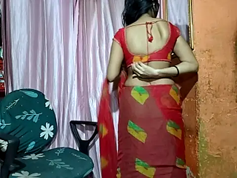 poojaxxx65 online show from 11-23-25, 11:04