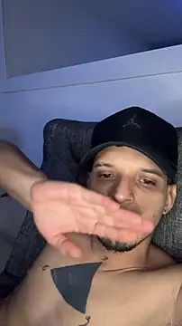 ArturoDelgado1 online show from 04-20-26, 01:30