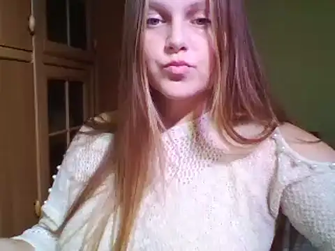 Snapshot of Evasapples chatting on 12-28-24, 05:46 Evasapples online show from 12-28-24, 05:46