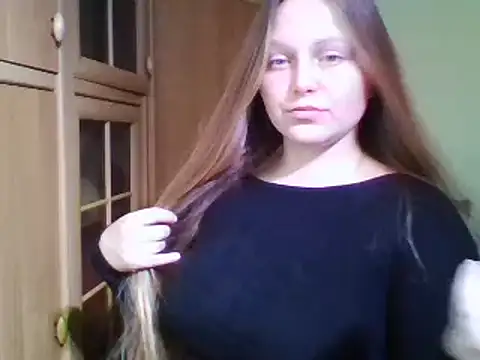 Snapshot of Evasapples chatting on 01-19-25, 02:06 Evasapples online show from 01-19-25, 02:06