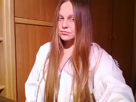 Snapshot of Evasapples chatting on 01-22-25, 08:49 Evasapples online show from 01-22-25, 08:49