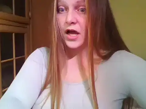 Snapshot of Evasapples chatting on 01-31-25, 06:57 Evasapples online show from 01-31-25, 06:57