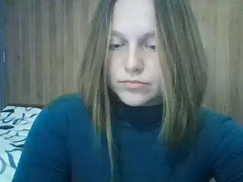 Snapshot of Evasapples chatting on 02-23-25, 05:18 Evasapples online show from 02-23-25, 05:18