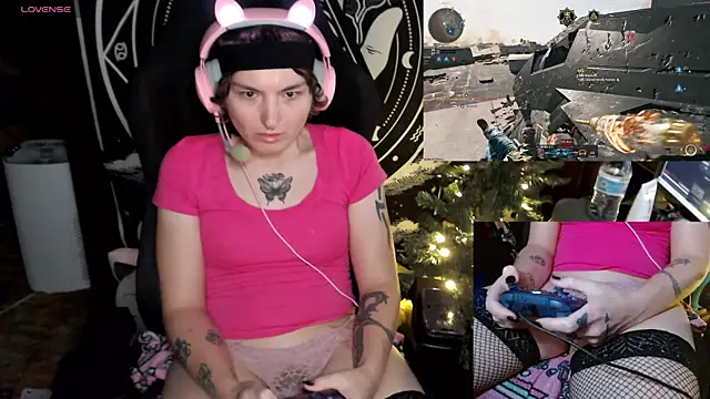 BrandiWRLD 999 online show from 12-18-24, 12:10