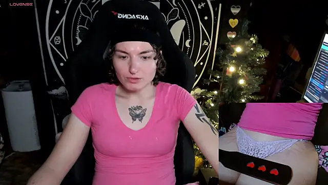 BrandiWRLD 999 online show from 12-21-24, 12:09