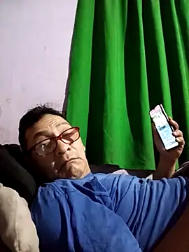 ardiente47 online show from 11-15-25, 02:53