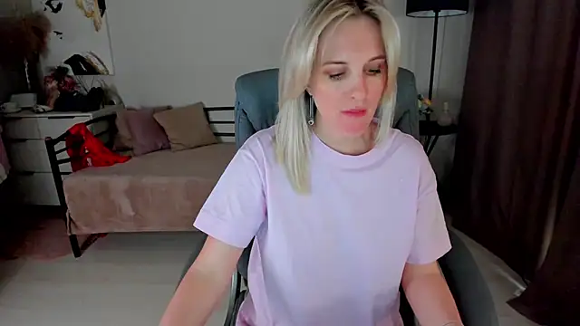 I D A online show from 03-21-25, 01:02