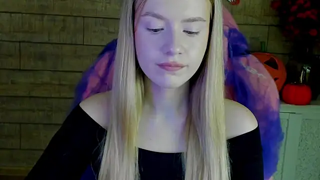 MilanaBalmain online show from 11-03-25, 04:25