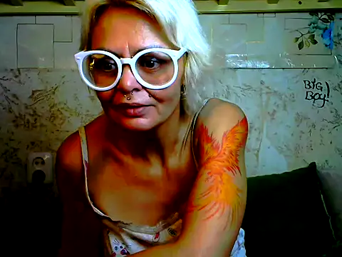 Gardener of Illusions online show from 11-20-25, 10:48