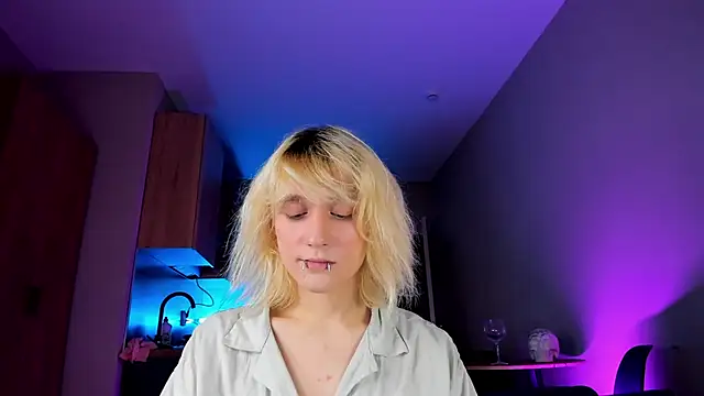 Snapshot of Gregory_Byyrd chatting on 12-16-24, 10:24 Gregory Byyrd online show from 12-16-24, 10:24