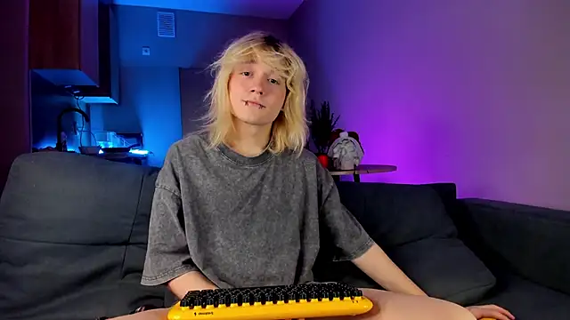 Snapshot of Gregory_Byyrd chatting on 12-27-24, 11:21 Gregory Byyrd online show from 12-27-24, 11:21