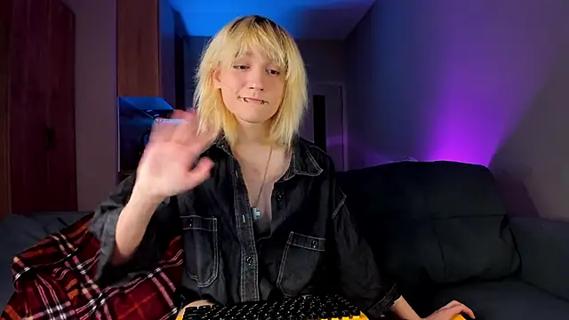 Snapshot of Gregory_Byyrd chatting on 01-02-25, 07:51 Gregory Byyrd online show from 01-02-25, 07:51