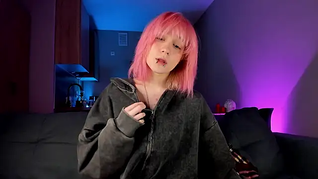 Snapshot of Gregory_Byyrd chatting on 01-16-25, 08:46 Gregory Byyrd online show from 01-16-25, 08:46